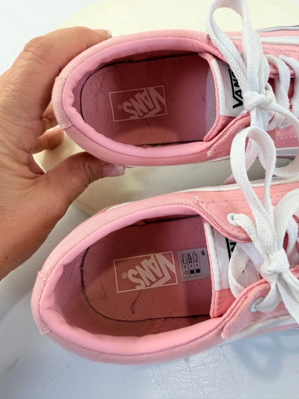 Vans‎ Women’s Pink Canvas Ward Low-Top Sneakers Skate Shoes w/ White Stripe Sz 6